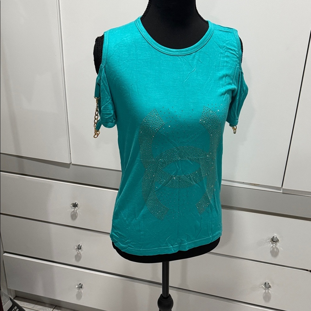 Elegant Turquoise Women's Short Sleeve Top